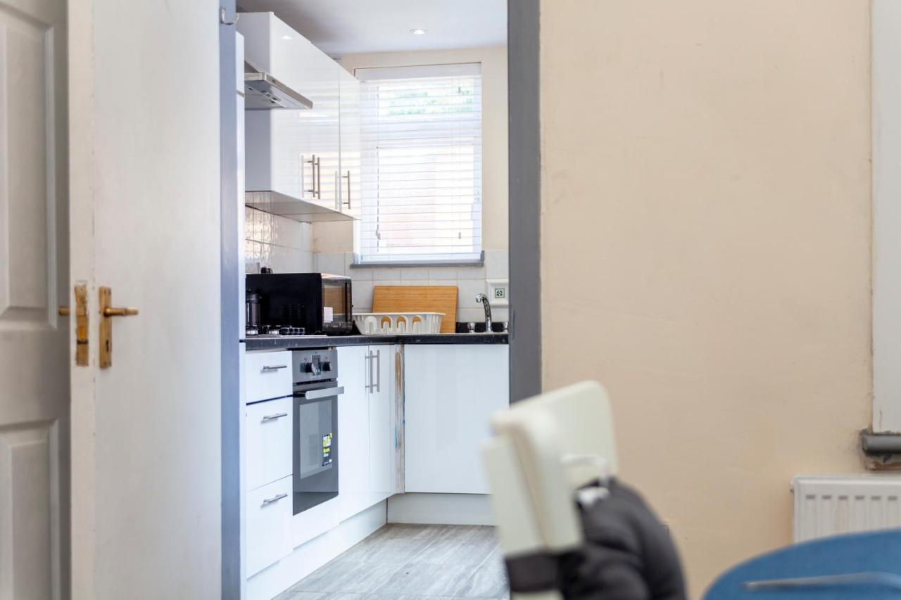 Highlands Gardens Suites Ilford Exteriör bild