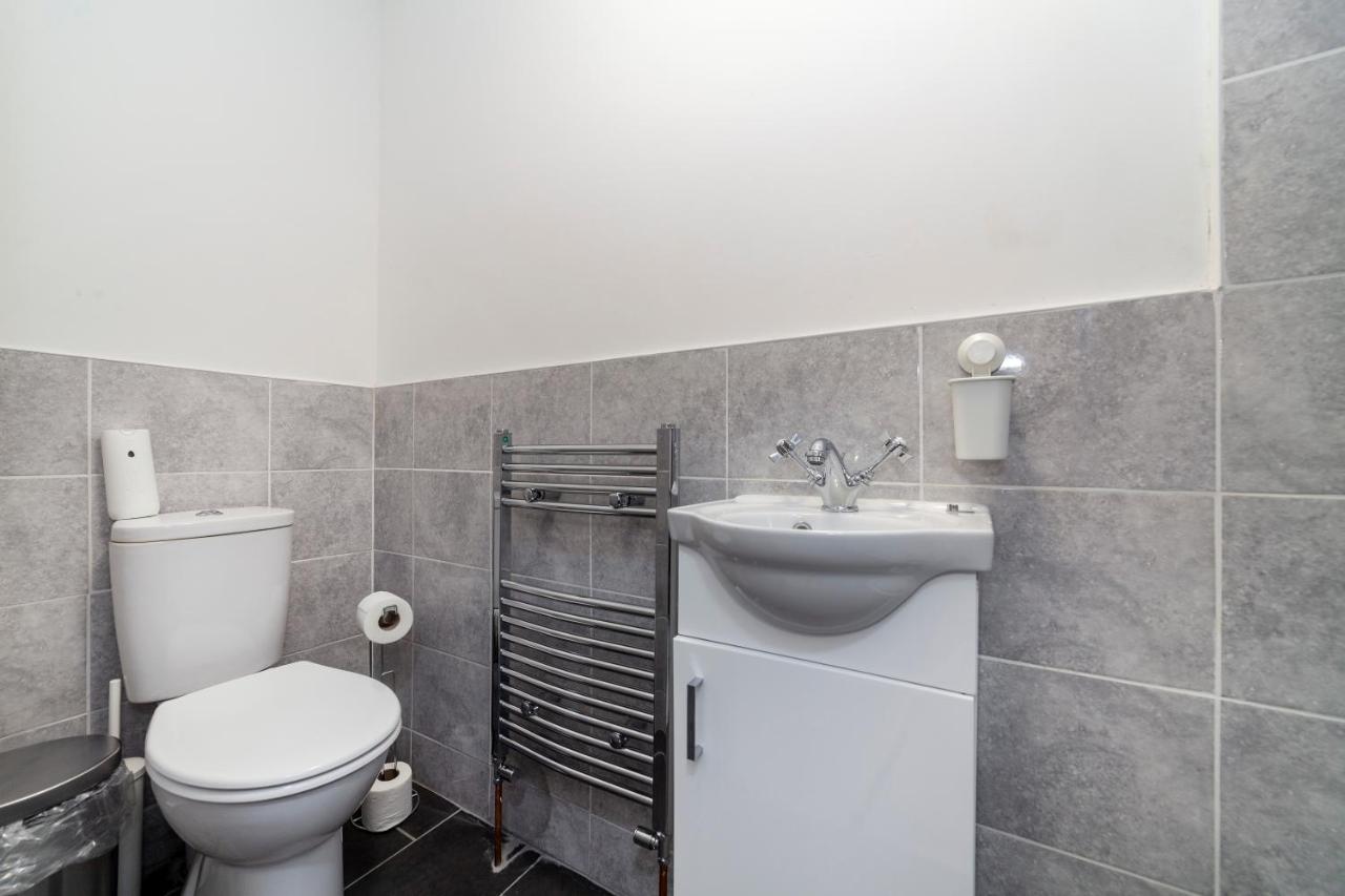 Highlands Gardens Suites Ilford Exteriör bild
